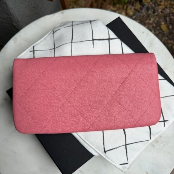 Chanel A Real Catch Caviar Leather Clutch - Picture 4 of 16
